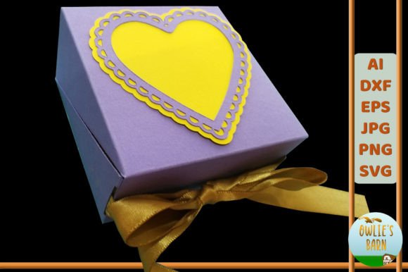 Triangle-Sided Clamshell Box with Bonus